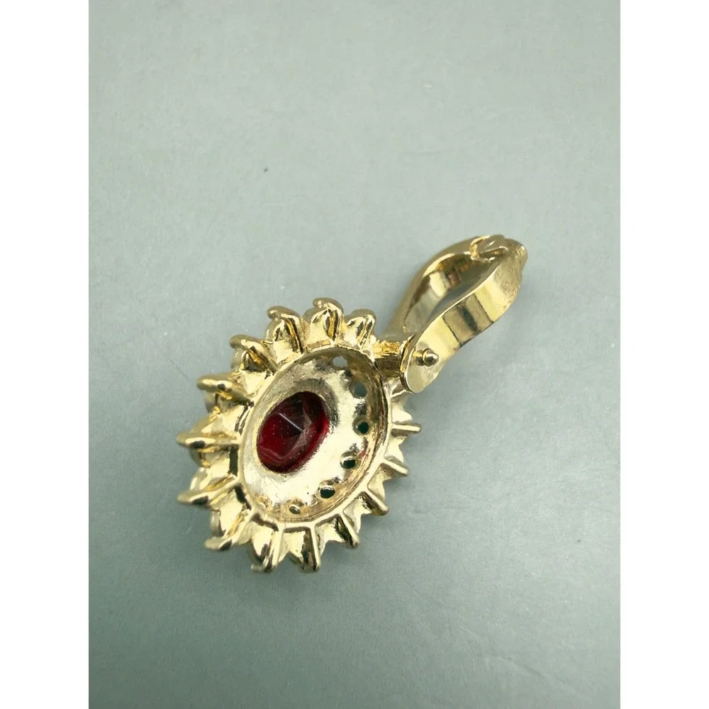 Gold Tone Red Oval Stone Enhancer Pendant Clear Rhinestone Halo Sunburst 1 Inch